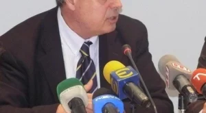 2013/08/01/0099787001380558634