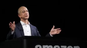 Собственикът на Amazon вече притежава и „Уошингтън Пост”