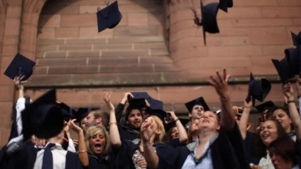 Нужно ли ти е висше образование, за да имаш успешен бизнес?