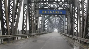 Румънската такса за „Дунав мост” пада, но пак е по-висока от българската
