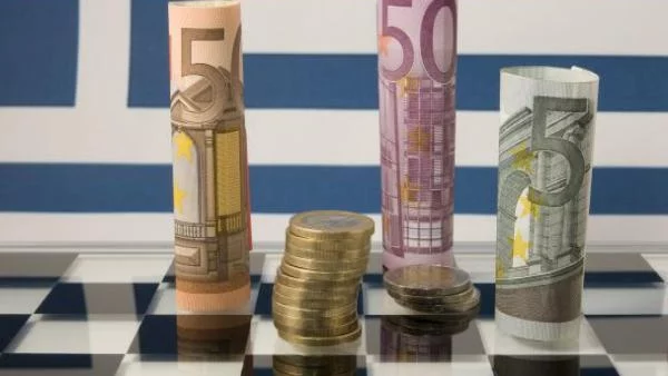 Икономиката на Гърция се сви с 4,6% за периода април-юни