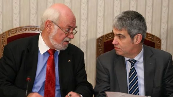 Министър Стойнев е млад, не може да си сдържа нервите, казва Константин Тренчев