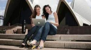 Австралия е най-неизгодната страна за чуждестранните студенти