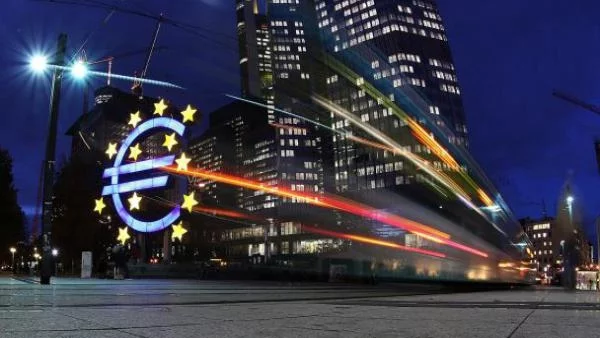 Еврозоната отчете положително салдо в търговията