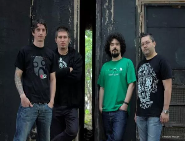 Рок бандата Der Hunds с първо парче на български за Зелената песен на България