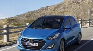 Служители на „Хюндай” стачкуват заради лоши условия