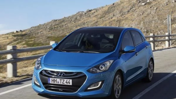 Служители на „Хюндай” стачкуват заради лоши условия