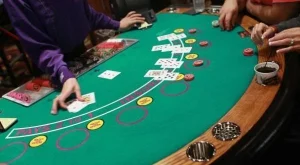 Печалбите от хазарт в Гърция се свиха рекордно