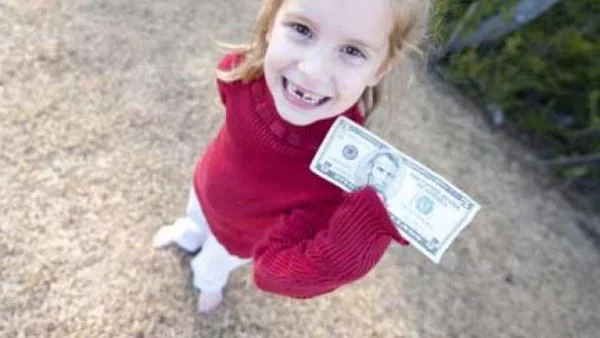 Традицията, която прави децата на Запад богати