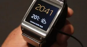 Samsung представи официално смартуоча