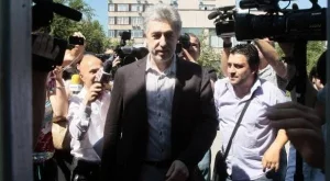 Любомир Павлов се раздели с акциите си от „Софарма”