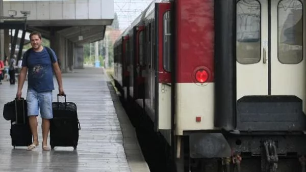 Подновени са преговорите с кредиторите на БДЖ