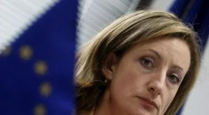 Златанова: Предприели сме мерки, за да не губим евросредства