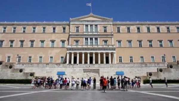 Туризмът в Атина се подобрява за пръв път от шест години 