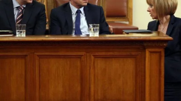 Орешарски: Стойнев прави актуализация на разчетите за АЕЦ „Белене”