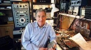 Почина бащата на „долби” системата