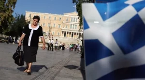 ЕЦБ: Гръцките банки може да останат затворени в понеделник