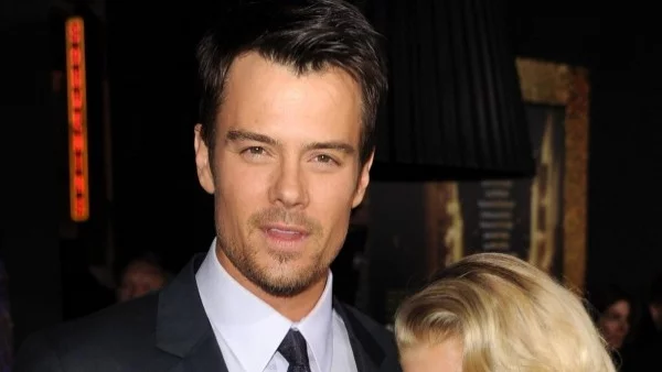 Фърги през сълзи: Все още обичам Джош