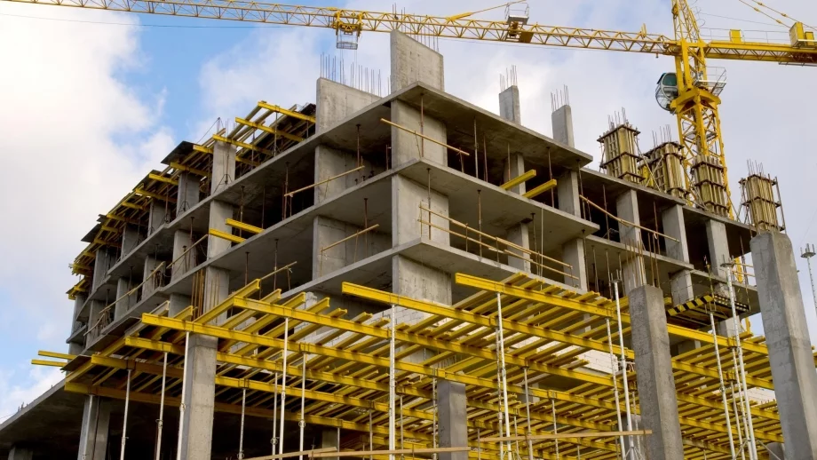 Новопостроените сгради намаляват в края на 2015 г. 