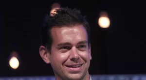 Джак Дорси остава CEO на Twitter