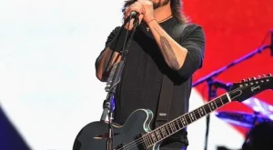 Фронтменът на Foo Fighters стана баща за трети път