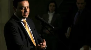 Московски представя план за оздравяването на БДЖ