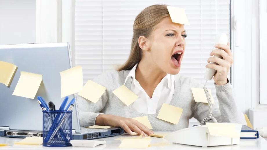 Всеки пети се чувства стресиран на работа 