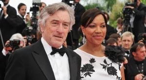 Робърт де Ниро се развежда