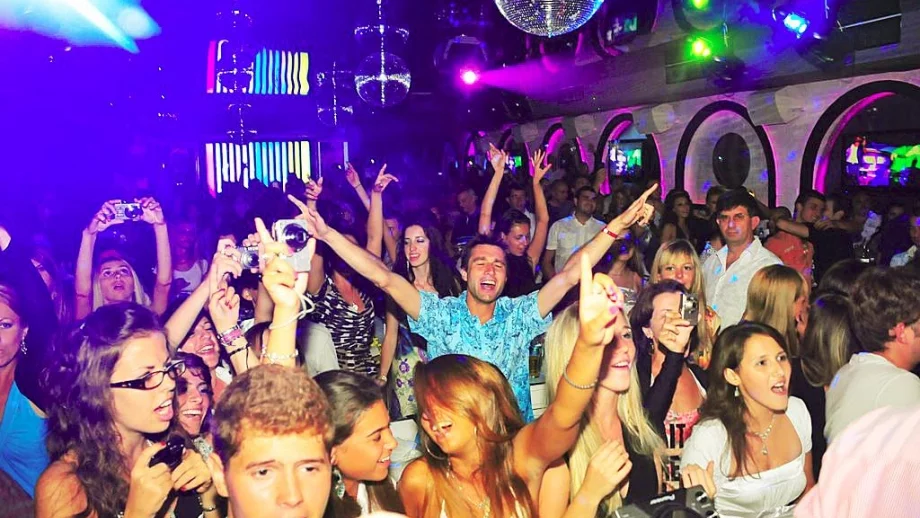 Колко пари ще трябва да заделят студентите за 8 декември?