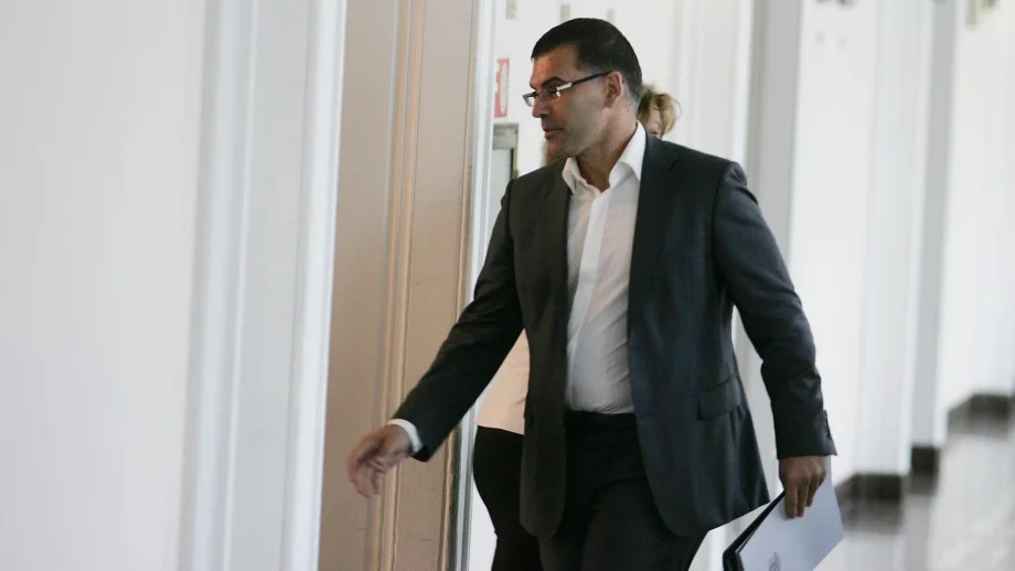 Дянков: Ако ЕЦБ спре помощта, гръцките банки бързо ще фалират