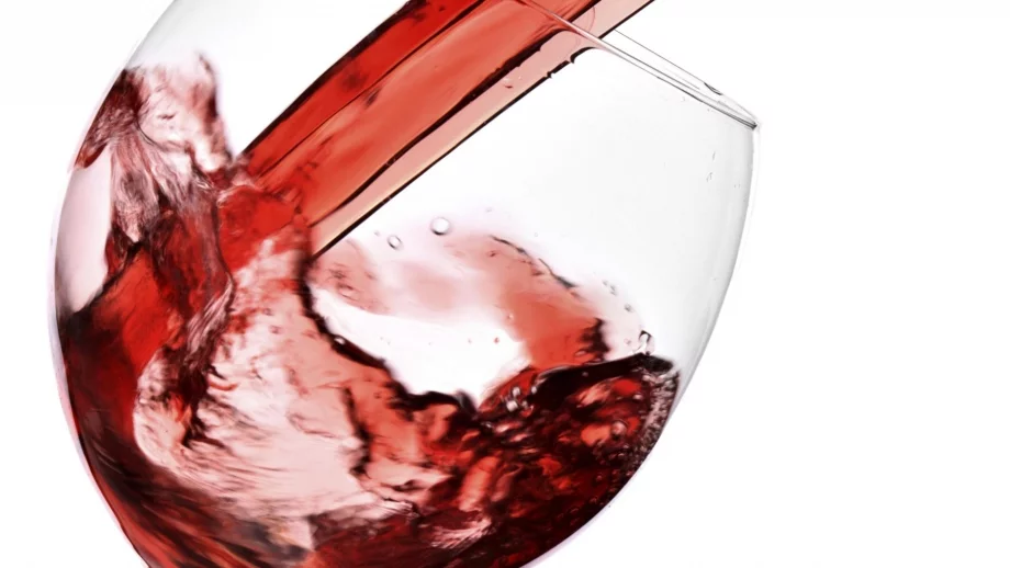 Кризата отне на гърците и хубавото вино 