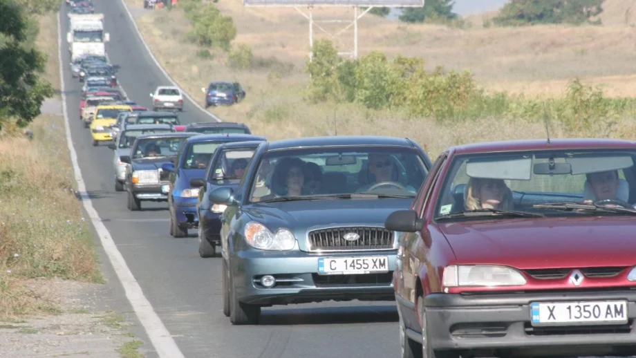 Половината коли в България са на над 20 години