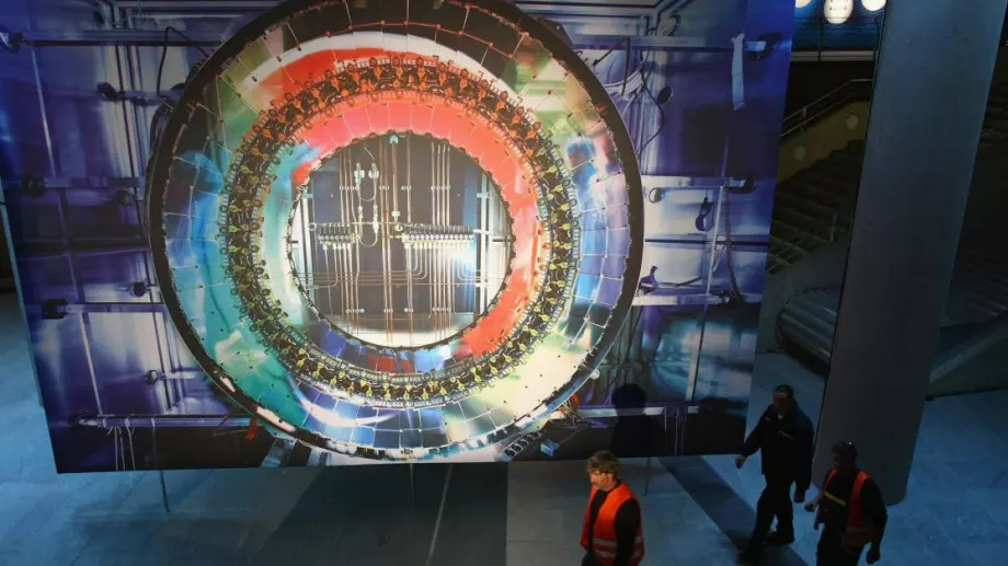Росатом става доставчик на свръхпроводници за  CERN
