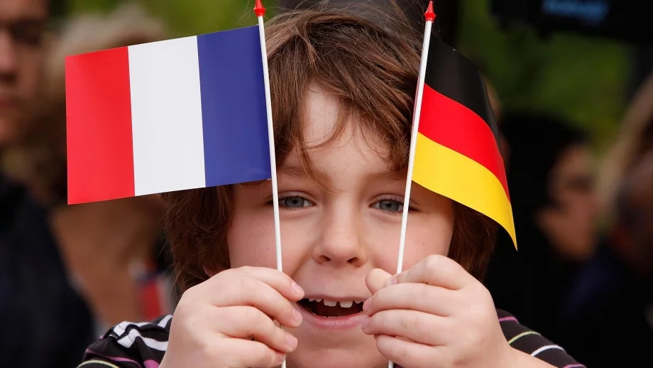 Франция свали дефицита си под 3%