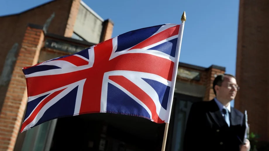 Увеличават се безработните българи на Острова