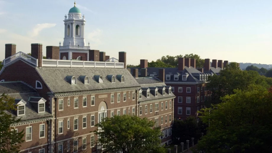 Професори от Харвард създават в София програма „Лидерство и иновации за устойчиво развитие“ 