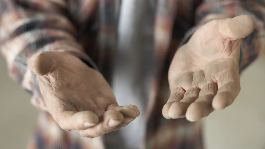 Най-много бедни живеят в областите Пазарджик и Сливен