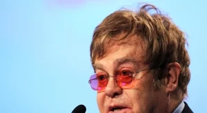 2013/10/01/0420393001380622152