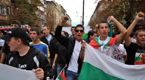 България е в топ 10 в света по националистически настроения