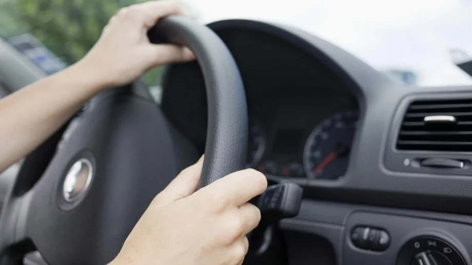 Изпитите за шофьори в София бяха блокирани заради корупция в ДАИ