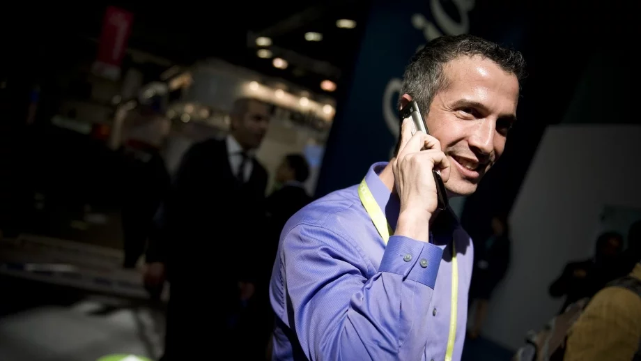 Дмитрий Косарев обяви, че притежава "Виваком" и продажбата на телекома е незаконна