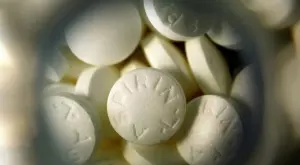 На Острова ще лекуват коронавирус с аспирин