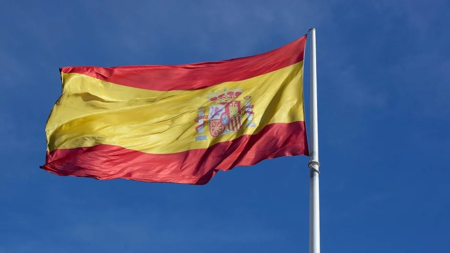 Испания пак ще надвиши бюджетния дефицит