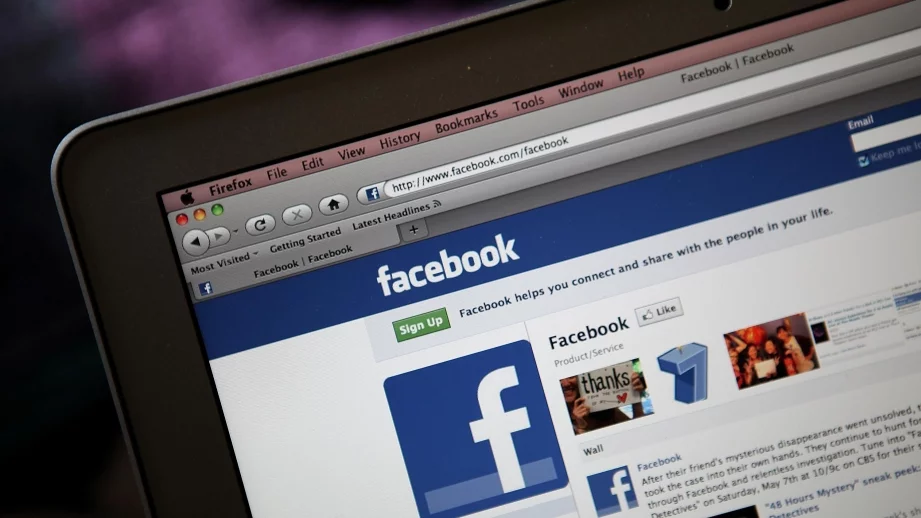 Facebook добавя търсачка за стикери