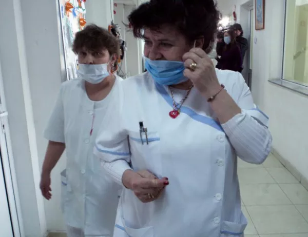 Червен депутат: И с новия бюджет на НЗОК медиците остават с ниски заплати