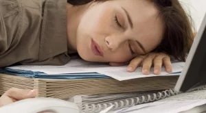 Не насърчавайте хора с ниско самочувствие