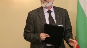 Димитров: Василев е финансирал небанковия си бизнес с пари от КТБ