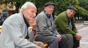 Повишаване на пенсиите: С колко ще се вдигнат през 2023 г. и 2024 г.?