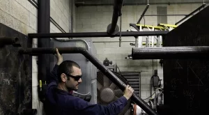 Индустриалното производство се свива в ЕС, но расте у нас