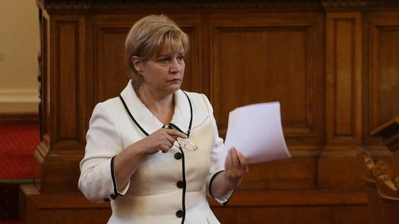 Приетият бюджет ще донесе стабилност, твърди Стоянова 